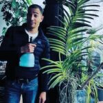 Steevy Boulay Instagram - Maxima #vanda #orchidee #orchid #monstera #urbanjungle #naturaldesign #plants #plantslover #houseplants #boyswithplants #instaboy