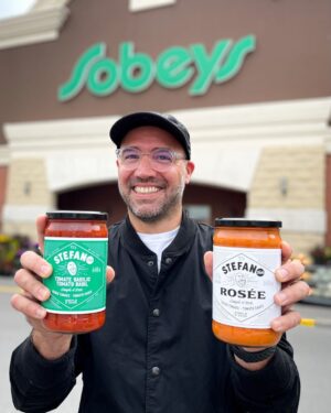 Stefano Faita Instagram - We've got some big news Canada! Our sauces are rolling out on @sobeys* shelves across the country. We're beyond excited to see our authentically Italian, proudly Canadian pasta sauces find a place in pantries from coast to coast 💥
 
From the simple idea of offering authentic Italian pasta sauces in grocery stores to today has been an exciting journey. Simple and good ingredients, fresh Italian tomatoes from the Striano region of Italy, no added sugar or preservatives, and the traditions of our families' kitchens are what go into these sauces. 
 
Thank you all for your love and for supporting a local brand 🇨🇦 It's time to get your sauce game on!
 
*available at @sobeys , @safeway , @thriftyfoods , @foodland_on & IGA West.

C'est un grand jour💥 Nos sauces pour pâtes font leur arrivée sur les tablettes de tous les magasins @sobeys * à travers le pays. 
 
Offrir des sauces tomate faites au Canada à partir d’ingrédients simples et bons ça a toujours été notre objectif, parce que la sauce tomate fait partie de notre ADN! Mais s’assurer qu’elles soient disponibles partout à travers le pays, ça c’était tout un défi. 
 
Alors aujourd’hui on est très fiers d’annoncer que les sauces tomate Stefano auront désormais une place sur les étagères de tous les magasins @sobeys à travers le Canada. D’est en ouest, tout le monde pourra dire fièrement « Ça goute l’Italie mais c’est fait ici »!
 
On ne pourrait pas être plus fiers et heureux du chemin qu'on a parcouru et du travail de tout notre équipe! Merci tout le monde pour la confiance et merci d’encourager une entreprise d’ici 🙏
 
*disponibles chez @sobeys , @safeway , @thriftyfoods, @foodland_on  et IGA West