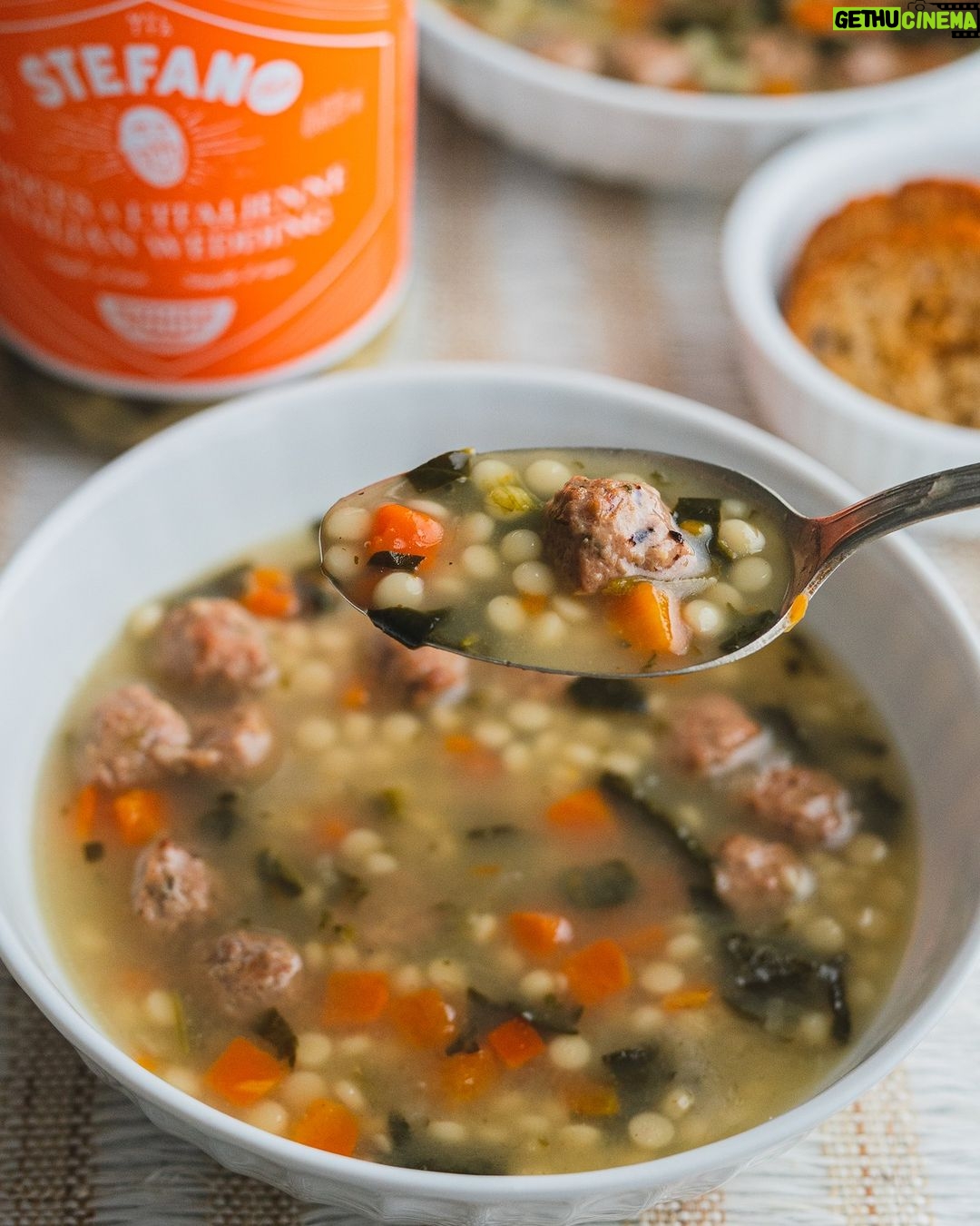Stefano Faita Instagram - Noces à l'italienne, c'est pas une scène du Parrain☝️ C’est une soupe dont le nom fait référence au mariage de saveurs et à laquelle vous direz assurément «oui je le veux!» 😉 L’avez-vous déjà essayée? . Italian wedding, it’s not a scene from the Godfather☝️ It's a soup whose name refers to the perfect blend of flavours to which you'll say "I do!"😉 Ever tried it? #stefanofaita #italianfood #soupseason #soupforthesoul #italianwedding #sweaterweather