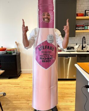 Stefano Faita Instagram - Joyeuse Halloween 🎃 Happy Halloween 

#stefanofaita #halloween #halloweencostume #winelover #roséallday #yeswayrosé