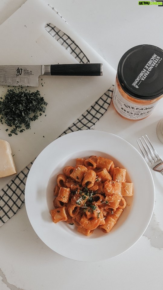 Stefano Faita Instagram - Celebrate World Pasta Day Everyday with Stefano Faita!  Did you know Oct 25th was world pasta day? Well we don't need a reason to celebrate pasta everyday when we've got @sfaita pasta sauce! Stefano Faita is a Canadian 🇨🇦 chef who has brought authentic Italian flavours to your home with his delicious line of products including pasta sauces that are available at all major grocery banners: Sobeys, Safeway, Farm Boy, Loblaws, Metro Ontario, Save-on-Foods, Thrifty Foods, Calgary COOP, Freson Bros and many independent stores. Pastas are not yet available.  * Which sauce is your favourite? Featured: + Roasted Garlic Marinara + Rosée + Tomato Basil sauce #StefanoFaita #WorldPastaDay #bnation #gifted Home