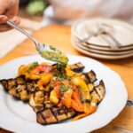 Stefano Faita Instagram – À vos aubergines! 🤩

Pour la recette, cliquez sur le lien dans la bio 🔗

–

Eggplants for the win! 🤩

Click the link in our bio for the recipe 🔗