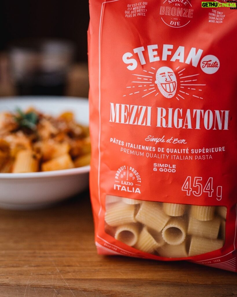 Stefano Faita Instagram - 🎉 Great news for the Stefano brand! We’re excited to announce that the Stefano sauces AND pasta have just made their way into all the @longosmarkets stores! It's through incredible partnerships like this one, with retailers who believe in supporting Canadian brands and showcasing products made with simple & good ingredients, that our products have found a place in your kitchens. We’re always looking for ways to make your life a little easier and to make our top-quality products available to as many food lovers as possible. That’s exactly why we’re so honoured to now be able to feed even more families in Canada with products made in the purest Italian tradition. From our family to yours, buon appetito! Thank you all for welcoming us into your homes and huge thanks to the whole Longo’s team for the trust and support 🙏 PS: we have an awesome promo on our sauces and pasta to celebrate the launch. You should go check it out ;) ... 🎉 Une autre bonne nouvelle pour la marque Stefano! Nos sauces nos pâtes sont maintenant disponibles dans tous les magasins Longo's! C'est grâce à des partenariats comme celui-ci et des détaillants qui croient en la promotion de marque canadiennes et en la mise en valeur de produits faits avec des ingrédients simples et bons, que nos produits ont trouvé leur place à votre table. De notre famille à la vôtre, buon appetito ! Merci à tous-tes de nous accueillir dans vos foyers et un grand merci à toute l'équipe de Longo's pour la confiance et le soutien 🙏 PS : On une super promotion sur nos sauces et nos pâtes pour célébrer le lancement. Vous devriez aller y jeter un coup d'œil 😉 #canadianbrand #cpg #grocery #madeincanada Toronto, Ontario