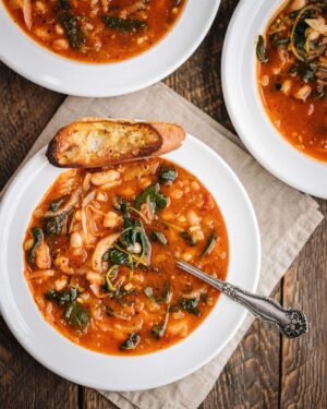 Stefano Faita Instagram - Familiar with cucina povera? It's the art of doing a lot with a little and one of the best cooking (and life!) lessons Italian tradition has taught us. And we're here to prove it with 8 recipes!

La cucina povera, c'est l'art de cuisiner avec peu d'ingrédients.
On vous le prouve ici, en 8 recettes.

Link in bio for the recipes | Lien dans la bio 🔗

#italiancooking #cucinapovera #italianfood