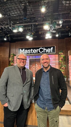 Stefano Faita Instagram - Un 360 du studio de @masterchef_qc 👀  @masterchef_qc, the studio. #comingsoon #masterchef #masterchefquebec