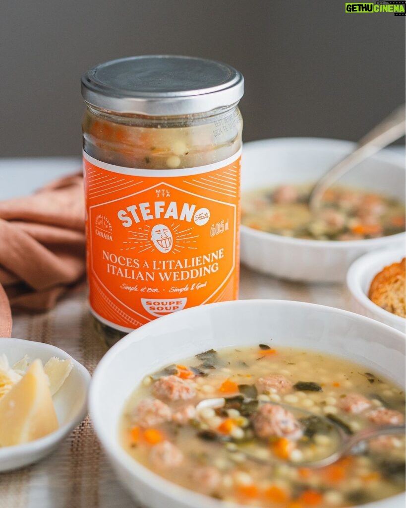 Stefano Faita Instagram - Noces à l'italienne, c'est pas une scène du Parrain☝ C’est une soupe dont le nom fait référence au mariage de saveurs et à laquelle vous direz assurément «oui je le veux!» 😉 L’avez-vous déjà essayée? . Italian wedding, it’s not a scene from the Godfather☝ It's a soup whose name refers to the perfect blend of flavours to which you'll say "I do!"😉 Ever tried it? ‌ #stefanofaita #italianfood #soupseason #soupforthesoul #italianwedding #sweaterweather