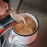 Stefano Faita Instagram - Vous êtes au bar à Bologne et vous voulez un café au lait?☕ Dites caffè latte, autrement vous aurez un grand verre de lait.🥛 So you're at the bar in Bologna and you want a latte?☕ Say caffè latte, otherwise you’ll end up with a big glass of milk.🥛 #latte #coffee #coffeetime #stefanofaita