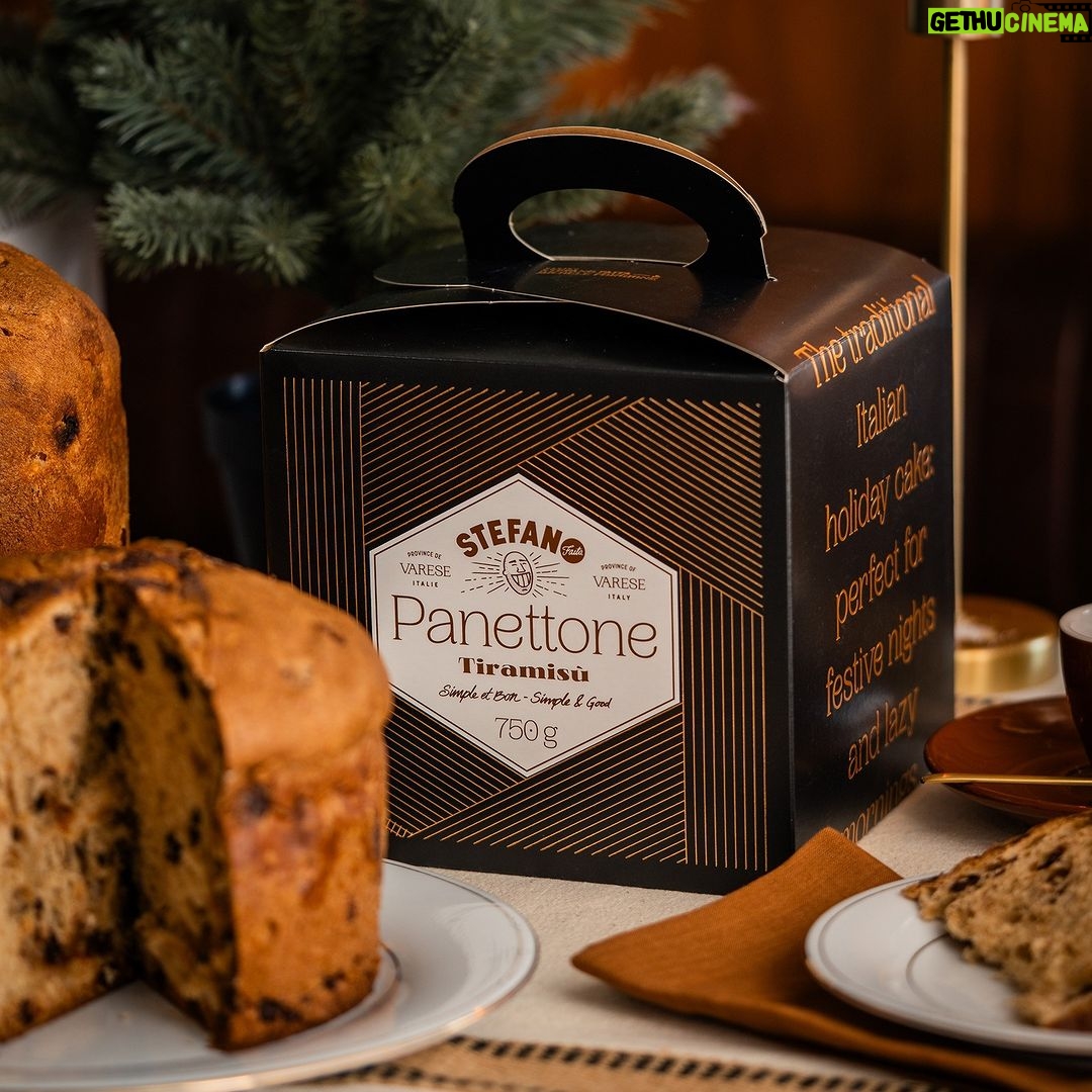 Stefano Faita Instagram - ⏱️ Être à la dernière minute, c’est pas un défaut… Surtout si on se rachète avec un beau cadeau! 🎁 Et même si vous avez attendu à minuit moins une, on a des miracles de Noël pour vous en épicerie. ⏱️ Being down to the wire isn’t a bad thing… Especially if you make up for it with a great gift! 🎁 And even if you’ve waited until the last possible minute, we’ve got Christmas miracles for you in the grocery store. #stefanofaita #lastminutegifts #lastminute #vinstefano #panettone