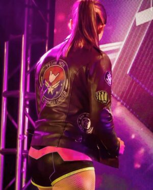 Steffanie Newell Instagram - Ban Idiots, Not Dogs! ✨⚡️ #FasterStrongerShinier 📸 - @kimberlasskick