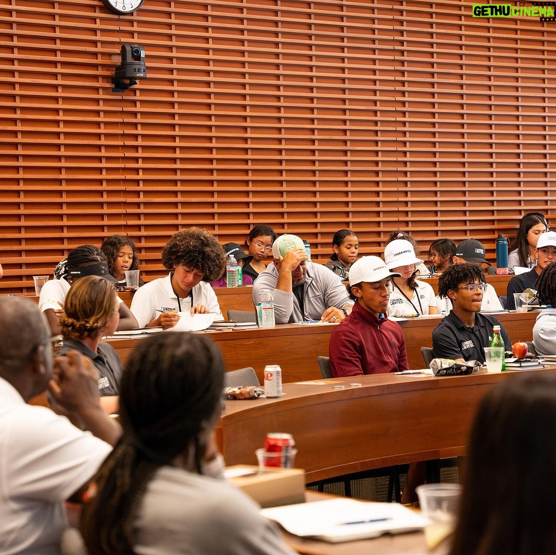Stephen Curry Instagram - Thank you @kpmggolf @kpmgus for hosting the first ever Leadership Development Day for our @underratedgolf family! Led by @mostacksbirdies, our 25 players and families at the Curry Cup participated in interactive workshops focused on development both on and off the golf course. An amazing, insightful addition to our growing Curry Cup schedule! #KPMGPartner