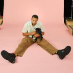Stephen Curry Instagram - Had a phenomenal time with @buzzfeed and some friends for The Puppy Interview! 🐶 Thanks for having me 🙌🏽 https://www.youtube.com/watch?v=_1Su2tUDvfY