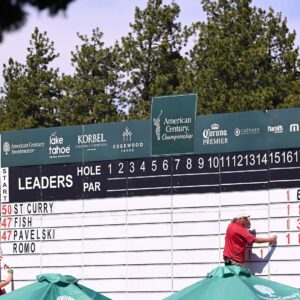 Stephen Curry Instagram - Dream come true! Championship flow in Tahoe 🏆 An unbelievable week I’ll never forget…can’t wait to run it back! @acchampionship @currybrand @callawaygolf