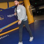 Stephen Curry Instagram - Had to show love to my squad!! 🎒 Tap in with @sc30inc @unanimousworld @eatlearnplay @underratedgolf @underrated @currybrand for all the latest while we go for another playoff run. Big W… now let’s Lock in!