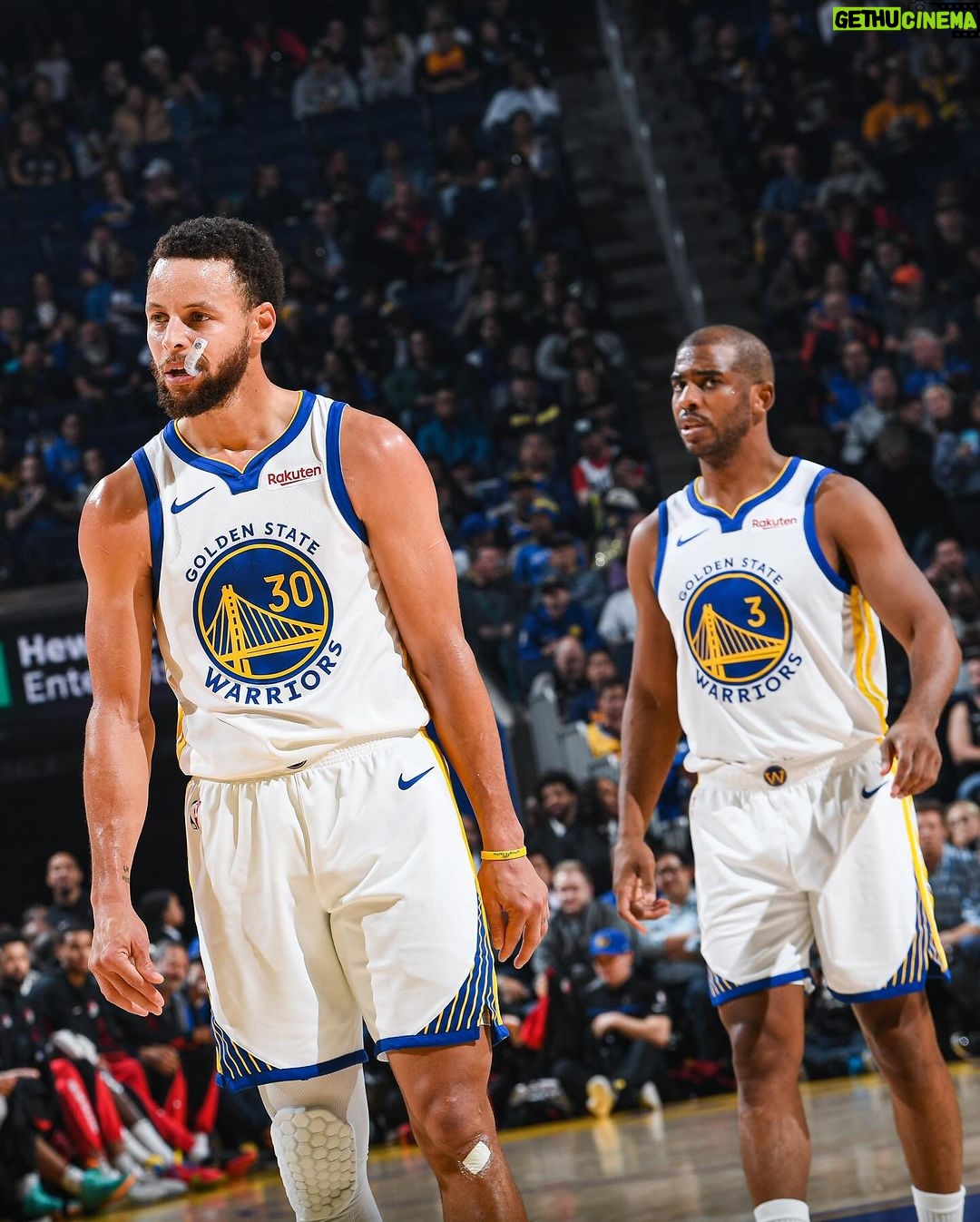 Stephen Curry Instagram - Onward & upward! Appreciating the moments 🙌🏽