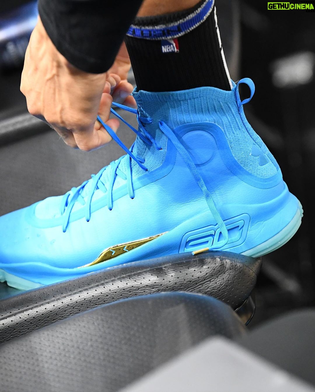 Stephen Curry Instagram - New week ahead…let’s get it!!!