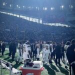 Stephen Manas Instagram - 🔥A Sunday forever engraved in my head 🔥 My first @nfl game at @tottenhamhotspurstadium and ... what an end !! 🔥😂 Huge thanks to @hisunnymehta @emilyxmadison and @luiswagner for the hospitality And... BIG UP to @billharris__ for making this incredible day happening !! ❤️ And to the captain of England @harrykane for coming to us saying hello thank you 🫶🙏 #tedlasso #footballislife Tottenham Hotspur Stadium