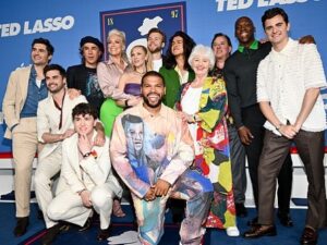 Stephen Manas Instagram - Fantastic moment 
For Your Consideration 

Considérez nous 🙏 (sounds terrible in french ..)

The missing ones were with us in spirits 🕉️☯️ 

Stylist @philippeuter 
@theonly.agency 
Mua @najamil_makeup 
Brand @johnvarvatos 
.
.
.
#tedlasso #tedlassoemmys #richmondtillwedie #tedlassocrew #stephenmanas #richardmontlaur