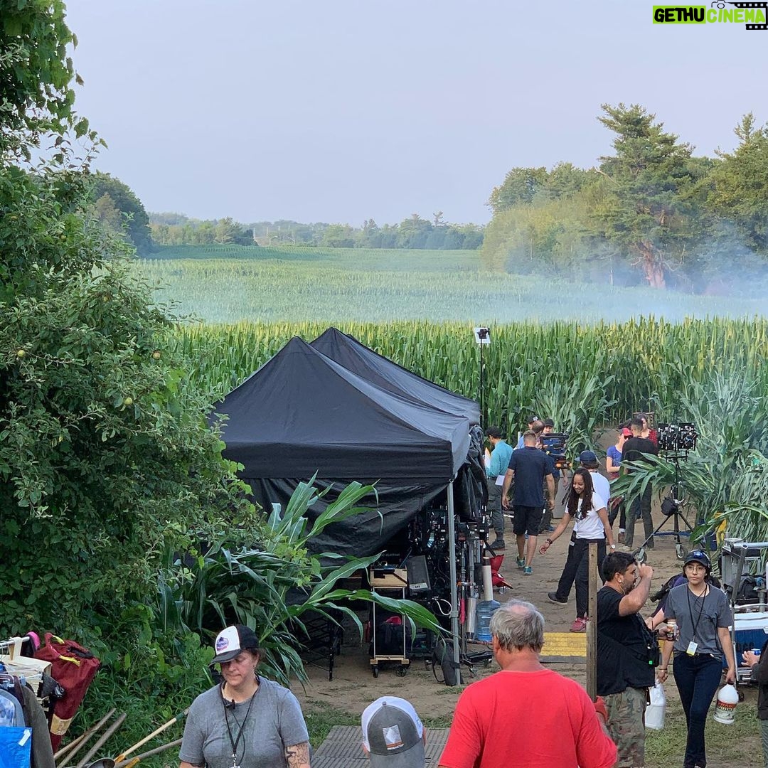 Steve Blackman Instagram - Getting ready for @ellenpage to run through our corn field grown just for this shoot (when we were done, corn was turned into feed. Nothing was wasted!) @umbrellaacad @netflix