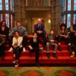 Steve Blackman Instagram - One of my favorite photos of the season @umbrellaacad @thesparrowacad_ @netflix