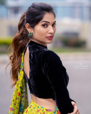 Subhashree Rayaguru Instagram - 💚💚💚 #subbu #subhashree 

Outfit @navya.marouthu 
Photography @prashanth_photo_graphy 
Makeup @bridalmakeupbysujatha 

#southindianactress #teluguactress #actress #biggboss7 #biggboss7telugu #telugumovie #sareefashion