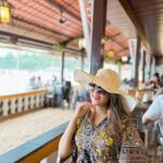 Sugandha Mishra Instagram – Relaxing Beach Vibe
.
.
 #swipeleft #babymooning #babymoon #momtobe #beach #beachvibes #sugandhamishra