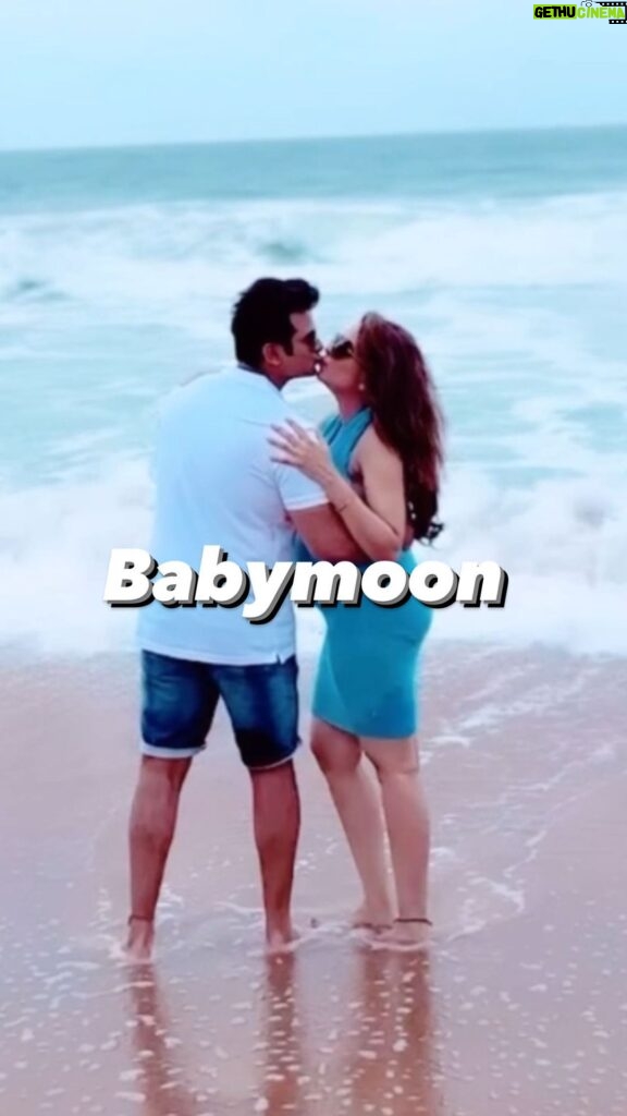 Sugandha Mishra Instagram - Just The Two of us ,Soon to be Three #babymoon 💙💗 . . #momtobe #blessed #maternity #pregnancy #vibes #beach #sugandhamishra #drsanketbhosale #love #viral #viralreels #goa