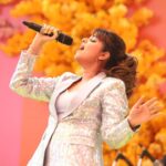 Sugandha Mishra Instagram - Feel like flying when ur heart is doing what it was meant to do.. . . #swipeleft #blessed #music #life #firstlove #borntoperform #sugandhamishra #gig #throwback