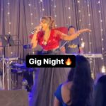 Sugandha Mishra Instagram - G⃗I⃗G⃗ N⃗I⃗G⃗H⃗T⃗ 🎤🔥🫶 . . #gig #stage #artist #blessed #lovemyjob #sugandhamishra #travel #music #dance #fun #udaipur Abu Road Rajsthan
