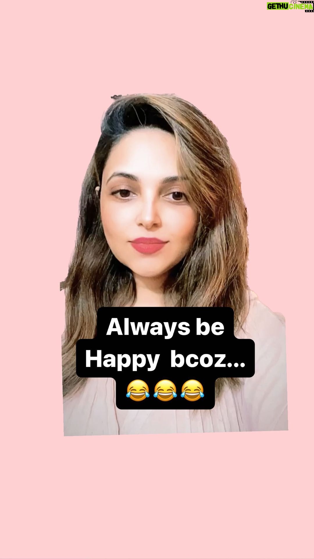 Sugandha Mishra Instagram - Truth of life 🤣 . . #lol #marriage #truth #funnyreels #comedy #reelitfeelit #sugandhamishra #funny