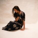 Suhani Dhanki Instagram - In honour of one of the finest photographers I have had the honour of working with, @simonphoto who paints a magical story with every photo he takes #worldphotographyday