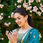 Suhani Dhanki Instagram - Dancing in full bloom ~with @simonphoto in his wonderland 💚