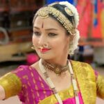 Suhani Dhanki Instagram - What’s In Your Bag? CBeebies | Bharatanatyam Dancer Suhani @suhani8 performs the oldest Indian classical dance forms, called Bharathanatyam. It is incredibly expressive, but what are those beautiful things that she keeps in her bag? Watch the brand new episode of What’s in Your Bag? Exclusive to @cbeebieshq - 10:40am on CBeebies and right now on the BBC iPlayer 🎵by @basement_jaxx 🎙from @nadiyajhussain