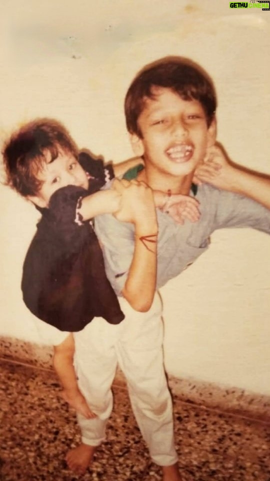 Suhani Dhanki Instagram - No qualms in being called Jinay's sister. Just look at this superstar 🤩 Funny how all through school it frustrated me to be called that, but growing up has taught me that I need to work bloody hard to match up to him, and to be the kind, pragmatic, loving and caring person he is. Irreplaceable and inimitable. #happyrakshabandhan #siblinglove #brothersforlife