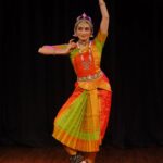 Suhani Dhanki Instagram - With the blessings of my Guru Dr. Sandhya Purecha ji and the unwavering support of Bhavnna Tai, I presented my first solo Bharatanatyam recital this season as a part of Ojas Festival in Bengaluru. Thank you to Ratheesh Babu ji and Poornima Ashok ji for this wonderful opportunity. I cannot put into words the deep gratitude I feel towards my beloved Guruji for finding time from her extremely busy schedule to teach, guide and nurture me. The joys of just being in hers and Bhavna Tai's midst is inexplicable ❤️🙏 Photo credit: Gaurav Sahu #bharatanatyam #indianclassicaldance The Indian Institute of World Culture