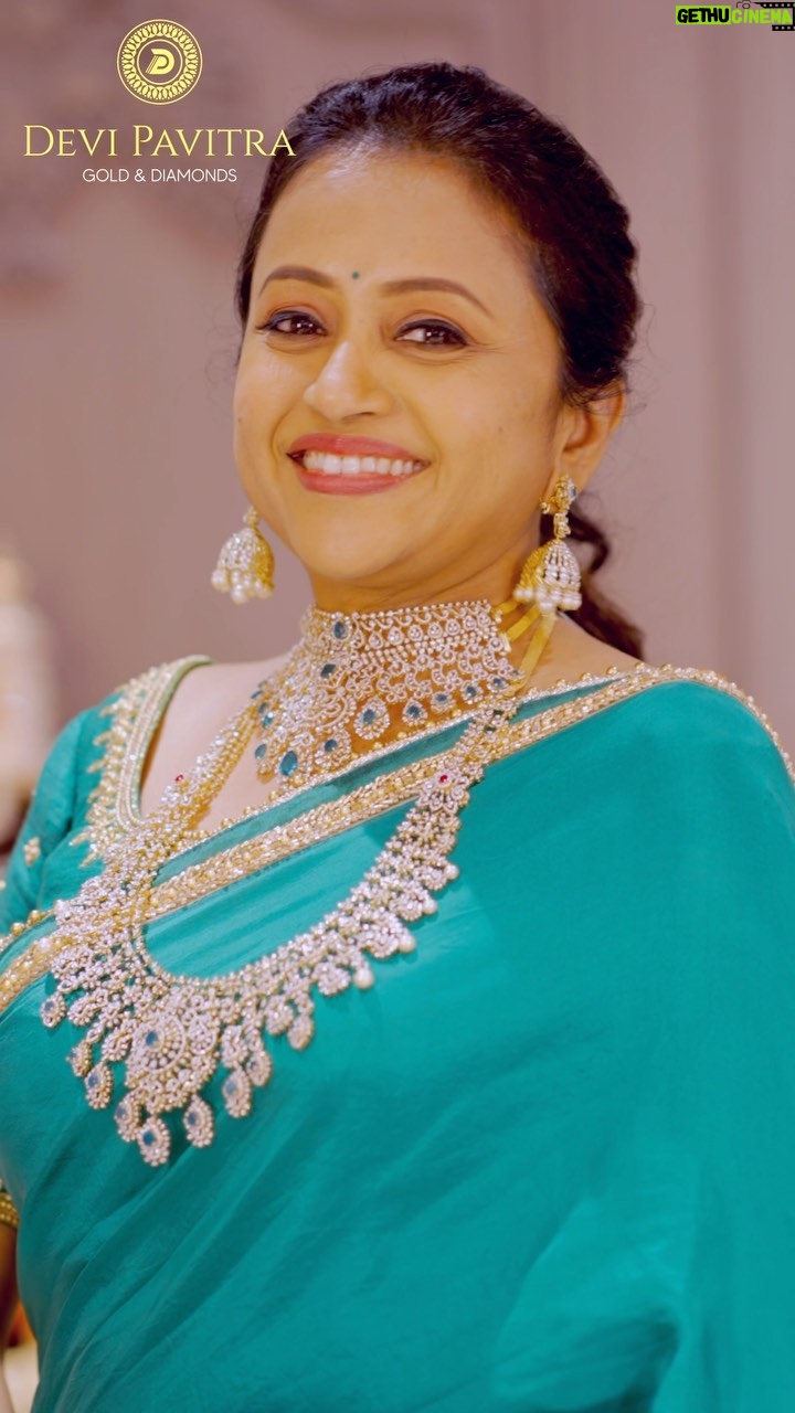 Suma Kanakala Instagram - @devipavitraofficial - Exciting New Year & Pongal Bonanza for Gold & Diamond Lovers from Devi Pavitra Gold & Diamonds… Flat-50% off on VA (wastage) on all Gold Jewellery, Rs.53,999/- per carat on Diamond Jewellery, Valid till-15th Jan,24 Swarnamanjari Gold Scheme For Exclusive Add-ons and Benefits First time of it’s kind in Hyderabad - Bridal Studio for aspiring Brides For all occasions, One location : Devi Pavitra Gold & Diamonds 1st Floor, PNR Empire, Near Metro Pillar No : A 737 KUKATPALLY, Hyderabad. - 500072 Contact : 9406689999 website : www.devipavitra.com Follow Us on : @devipavitraofficial Shoot & Edit by: @muwingz Brand managed by: @unomantrik styled by @stylebyannapurna Wearing @kushalethnix Makeup @madhu_derangula Hair @koduruamarnath