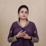 Suma Kanakala Instagram - Hardships often prepare ordinary people for an extraordinary destiny😎 . styled by @stylebyannapurna Wearing @arthouse_fashionstudio Jewellery : @alluringaccessories.a2 Makeup @madhu_derangula Hair @koduruamarnath Photography @valmikiramuphotography #sumakanakala #anchorsuma #anchorsumakanakala #kanakalasuma