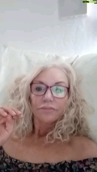 Suna Yıldızoğlu - 1.3K Likes -