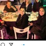 Suna Yıldızoğlu Instagram - Son bir hafta üst üste, farklı ortamlarda, eski dostlarlarla bir araya geldim. Nasıl da iyi geldi. Aralarında mesleğimin başından beni tanıyan var. Beni anlayan, kim olduğumu bilen ve beni olduğum gibi seven dostlar. Dolu dolu sevgi paylaşmak terapidir. @cigdemtuncofficial Astrotürk oynunda arkadaşlarla çok güldük 👏👏😊 @parlasenol @@denizozermanofficial @asumandabak @aliyeuzunatagan @aytenuncuoglu @ruhsargultekin @mugeakyamacc @tosunoglunazli #AtillaAtasoy @gulerda35 @fatih.muhurdar
