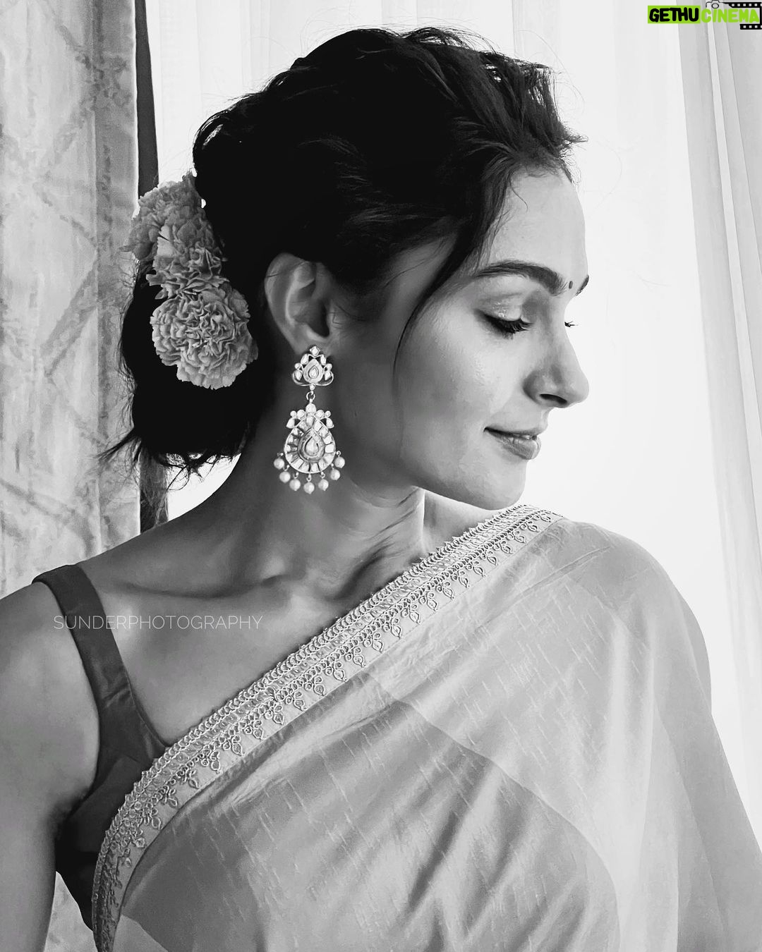 Sunder Ramu Instagram - @therealandreajeremiah #shotoniphone