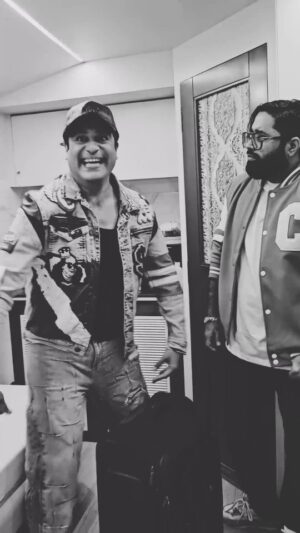 Sunny Arya Instagram - Dynamic Chemical Fusion 
#TehelkaBhai #TehelkaPrank #Krishna #moyemoye #trends #reel #BiggBoss #BiggBuzz
