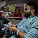Sunny Arya Instagram - किन्नर को दिए 10 हज़ार रुपए 😳 #réel #reelitfeelit #reelkarofeelkaro #reels #reelitfeelit❤️❤️ #reelindia❤️❤️ #reelitfeelít #tehelkaprank #tehelkabhai #tehelkasunny