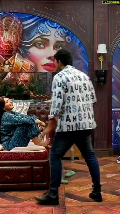 Sunny Arya Instagram - 🤣 @achanakbayanakgamingofficial @iamkhanzaadi #TEHELKAPRANK #REELKAROFEELKARO #REELITFEELIT ##reelsinstagram BIGGBOSS17 #biggboss