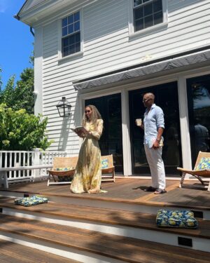 Sunny Hostin Instagram - No better way to celebrate my new novel #SummerOnSagHarbor than in Sag Harbor! A huge thank you to my friend @donlemonofficial for hosting the fabulous book party!💛