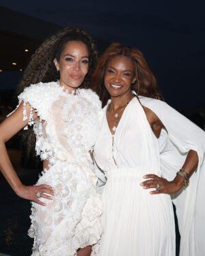 Sunny Hostin Instagram - Thank you @michaelrubin for a wonderful time at your White Party. My feet are still recovering from all the dancing. Styled by @frantaylorstyled