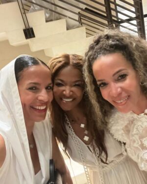 Sunny Hostin Instagram - Thank you @michaelrubin for a wonderful time at your White Party. My feet are still recovering from all the dancing. Styled by @frantaylorstyled