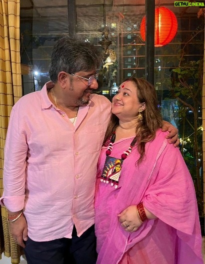 Supriya Shukla - 1.7K Likes - 29साल ♥️... तुम्हारे साथ...
मोहब्बत.. साथ.. दोस्ती.. विश्वास...
आदर.. सब जीया है साथ...
और बहुत साल.. साथ साथ
खुशियों को लेकर..हो हाथों में हाथ 😊
हम मुस्काते रहें..
जीवन के हर मौसम को
जीते रहें....
हरिल ♥️...11th dec.. 1994...2023...
Many many more with you... Love u♥️
@harilshuklaofficial