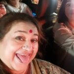 Supriya Shukla Instagram - 😄😄😄bas yunhi.. Bana li... Koi mazak ना उड़ा raha..ना... As far as i know😄😄😄🙈🙈 Jisko jisme khushi mile.. Karlo bhai😄 Baa khush raho❤️😊