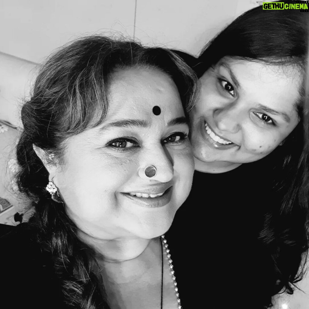 Supriya Shukla Instagram - Happy birthday jassi❤️... तुम ख़ास थी.. हो.. और मेरे लिए हमेशा रहोगी बहुत सारा प्यार ❤️ हर पल खुश रह जस्सी ❤️ @jassi.k15