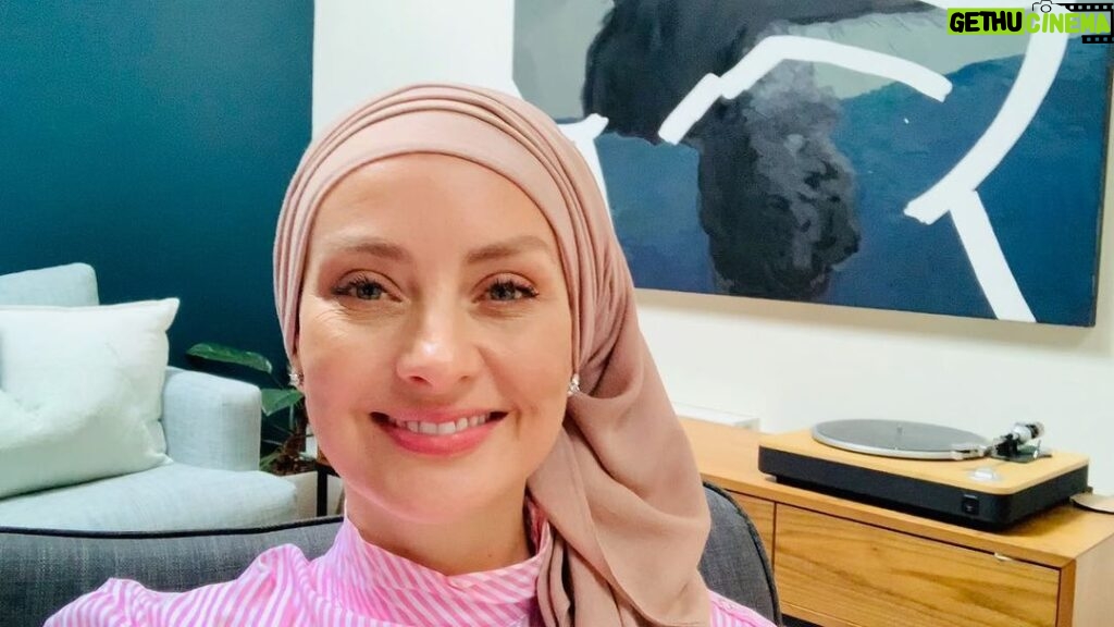 Susan Carland Instagram - Shout out to the beautiful Victorian autistic community! There is tailored support available when booking and receiving your COVID-19 vaccination if you are autistic or have a friend/family member that might need more information. For assistance, contact your DLO (Disability Support Liaison) or the wonderful people at Amaze have detailed more information here at this website: https://www.amaze.org.au/coronavirushub/covid-19-vaccinations/