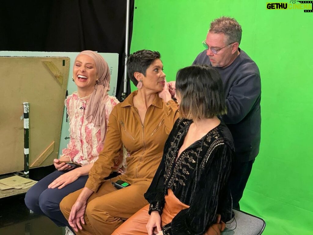 Susan Carland Instagram - Friends, #DinnerGuestAU is now available to stream free on @10playau! You may ask why I wanted to be part of this, so come very close to me as I grab you by the shoulders and whisper firmly in your ear that it meant I got to sit with @narelda_jacobs and @fooderati and eat a lot and talk at dinner like I do with friends about life, the universe, and everything, and someone did my makeup and lent me nice clothes and are you out of your ever loving mind of course I said yes. It showcases perspectives and voices absent from mainstream TV for way too long, but also shows us what unites us all. YOU CAN SIT WITH US. This table is big enough for everyone! Don’t you want to hear fresh conversations? Anyway, we need you to watch the heck out of this, and then write comments and subtle hashtags like #NareldaForPM and #MelissaIsOurQueen and #PassTheSaganaki and #DinnerGuestAUNeedsA200EpisodeRun because that shows the network that smart people like you are into it . We’ve done our bit and made Ep 1 - we need you to do your bit now and get us ep 2 and beyond!